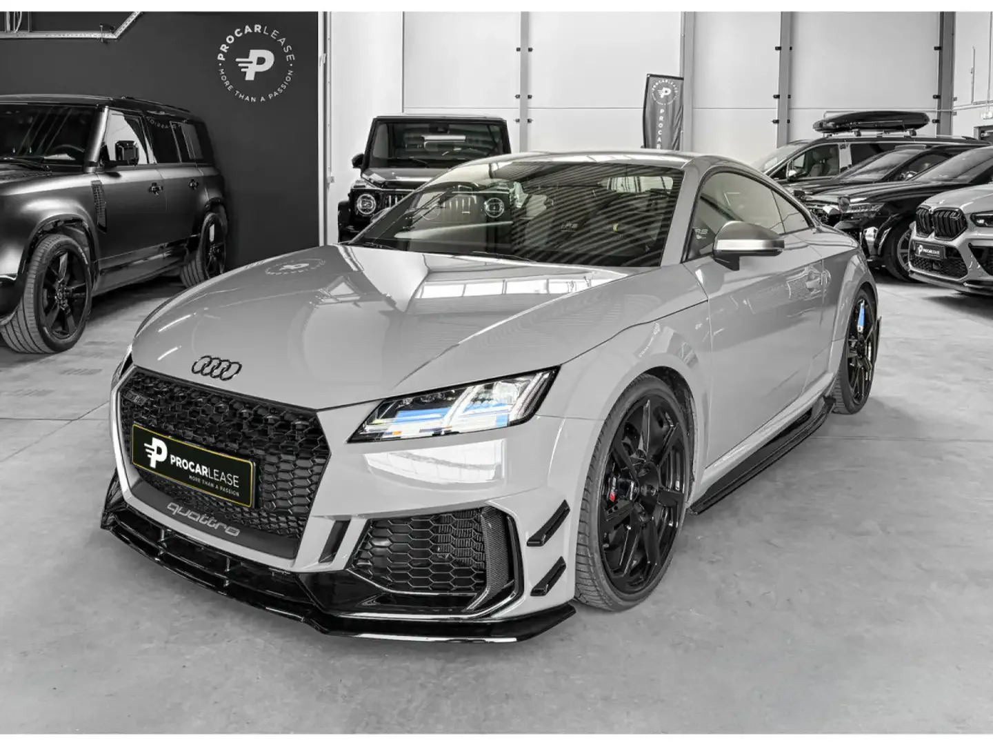 Audi TT RS Coupé (Nardo pilka)
